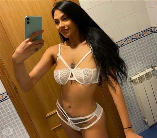 Escort model Suzaan Tekirdağ'da - 13323